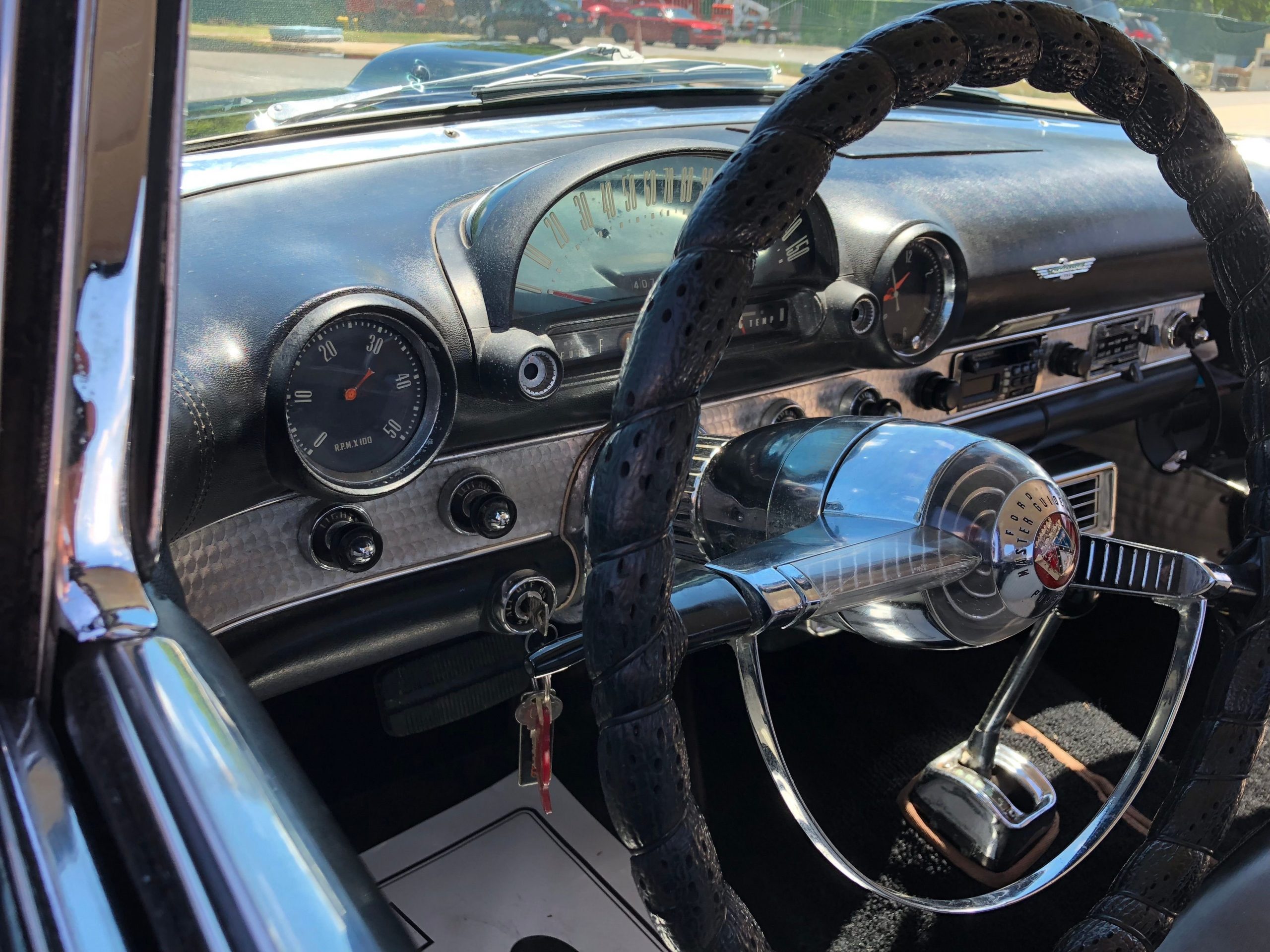 
								Ford Thunderbird full									