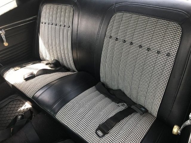 
								Chevrolet Camaro SS Super Sport full									