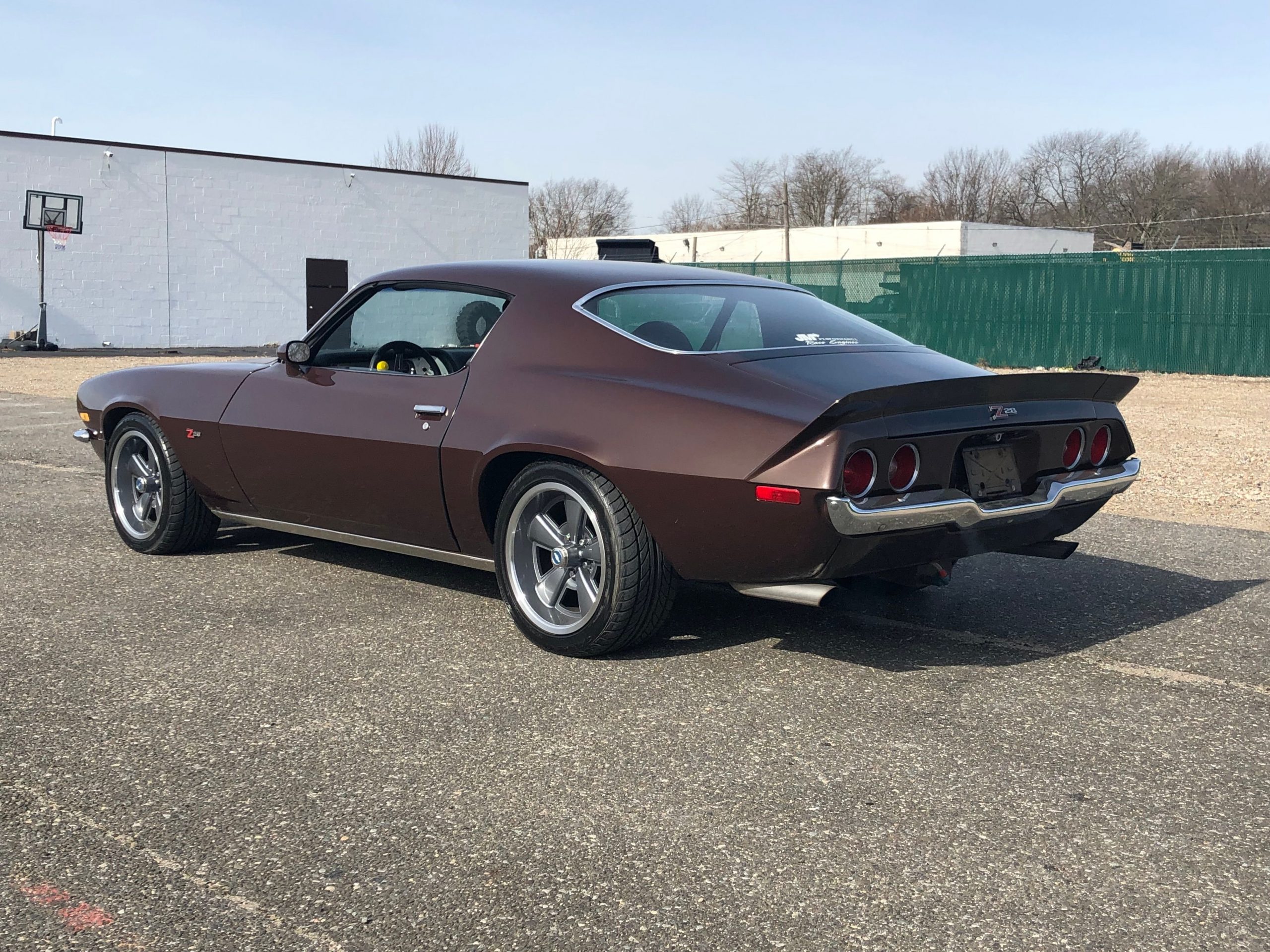 
								Chevrolet Camaro full									