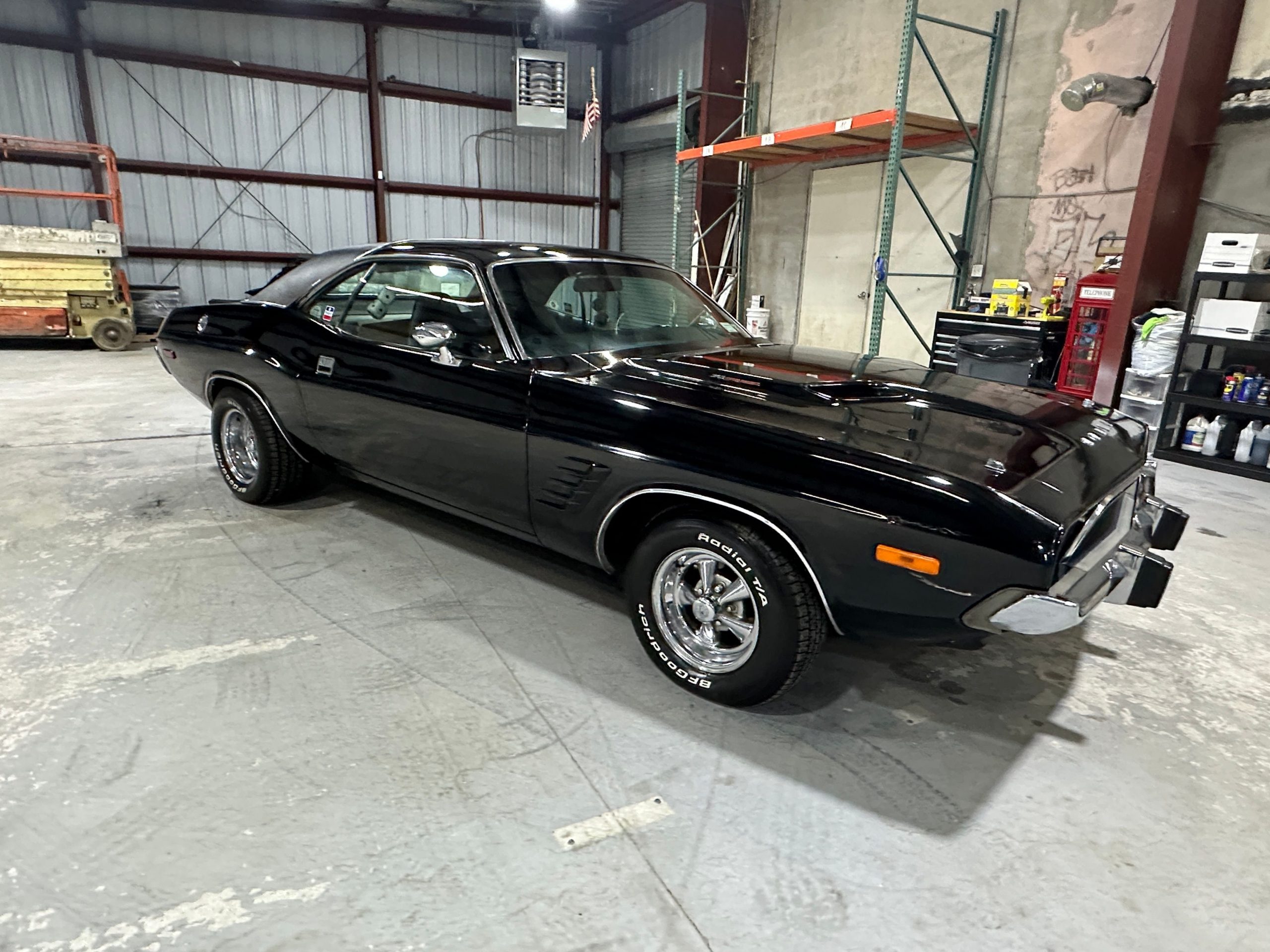 
								1973 Dodge Challenger full									