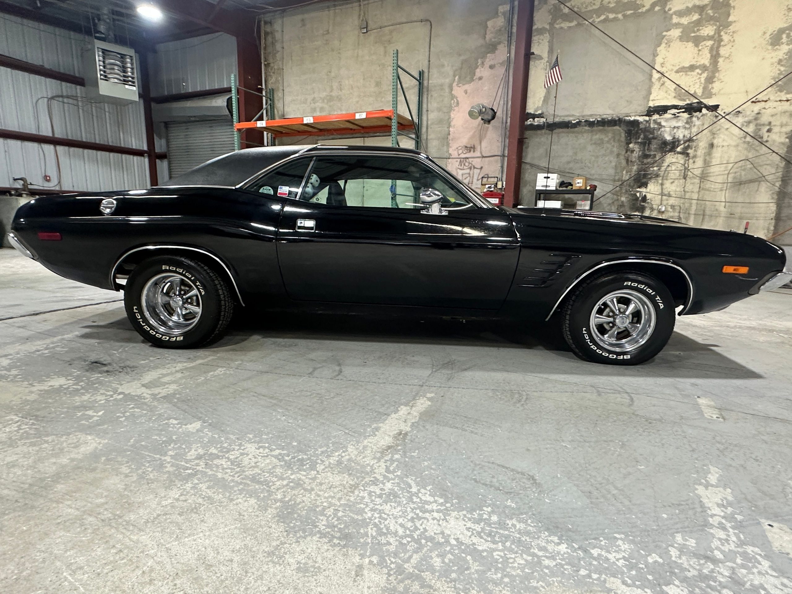 
								1973 Dodge Challenger full									