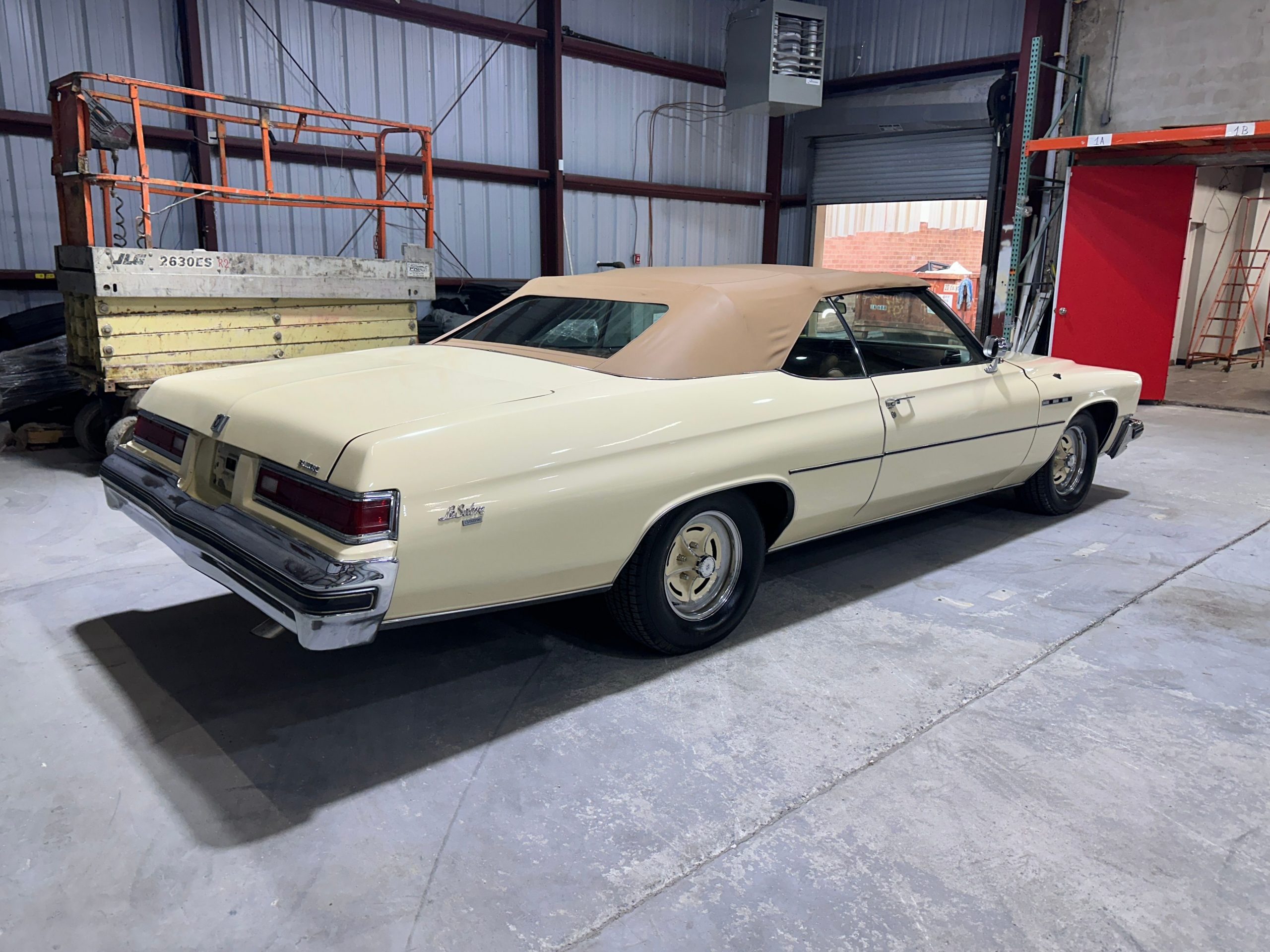 
								1975 Buick LeSabre Convertible full									