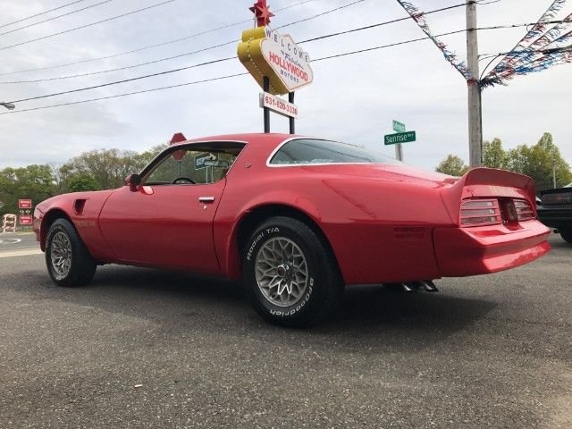 
								Pontiac Trans Am 6.6 Liter full									