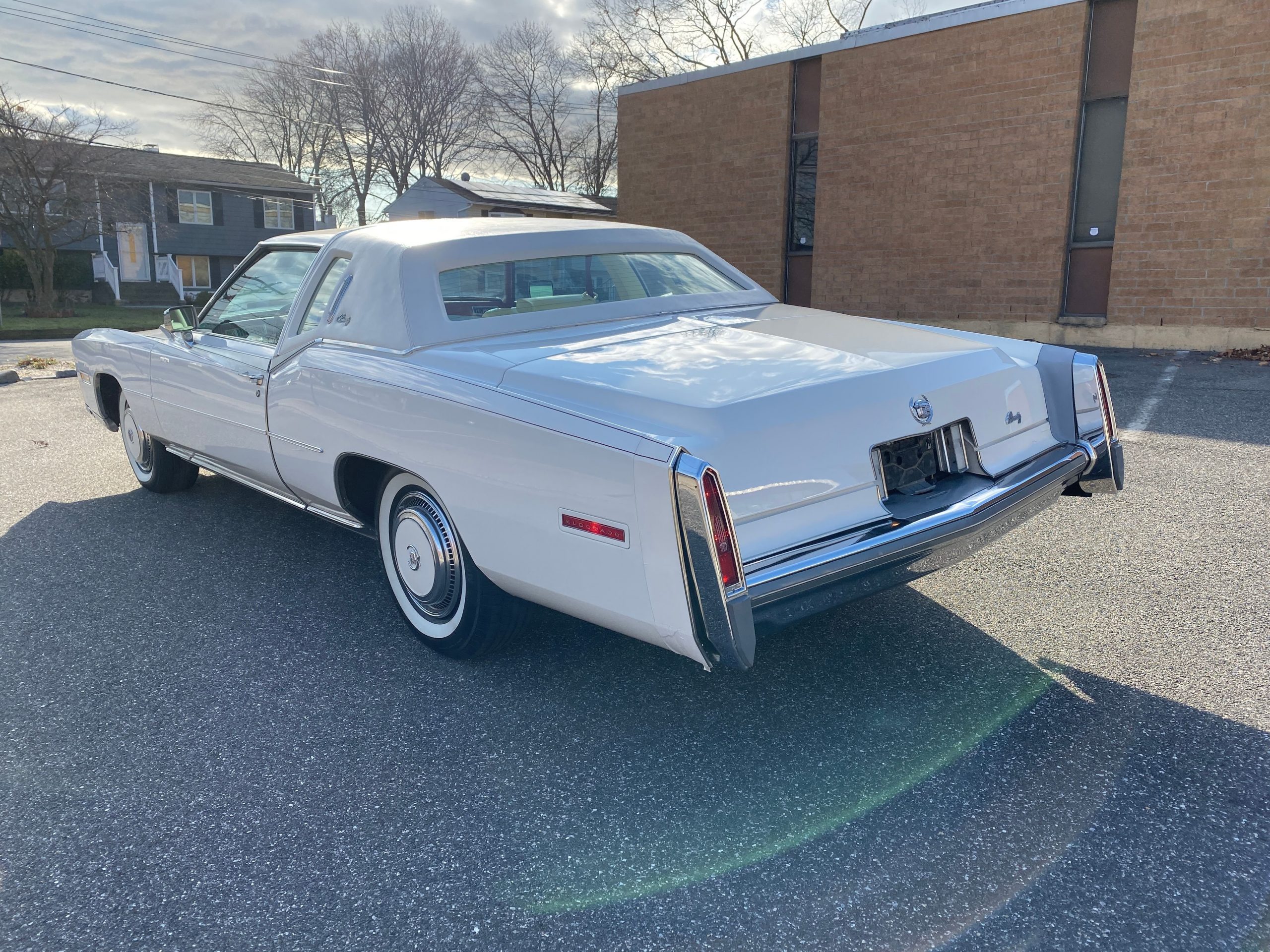 
								Cadillac Eldorado full									